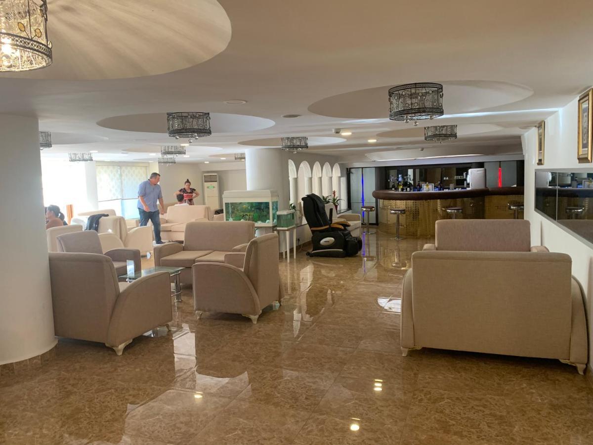 Kecik Hotel Istanboel Buitenkant foto