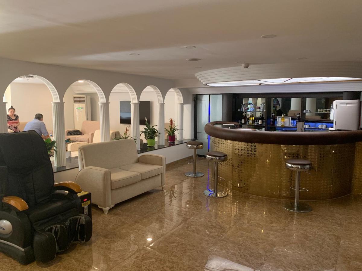 Kecik Hotel Istanboel Buitenkant foto