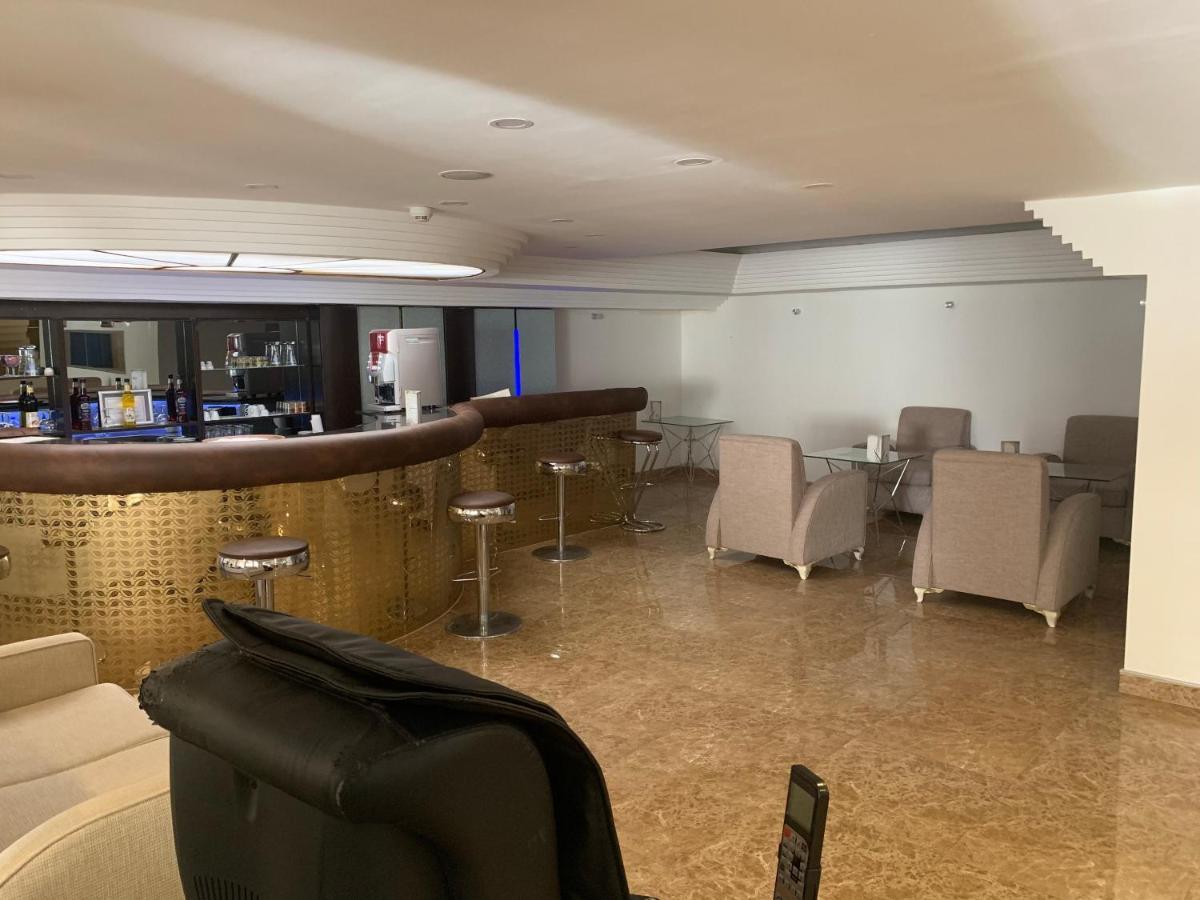Kecik Hotel Istanboel Buitenkant foto