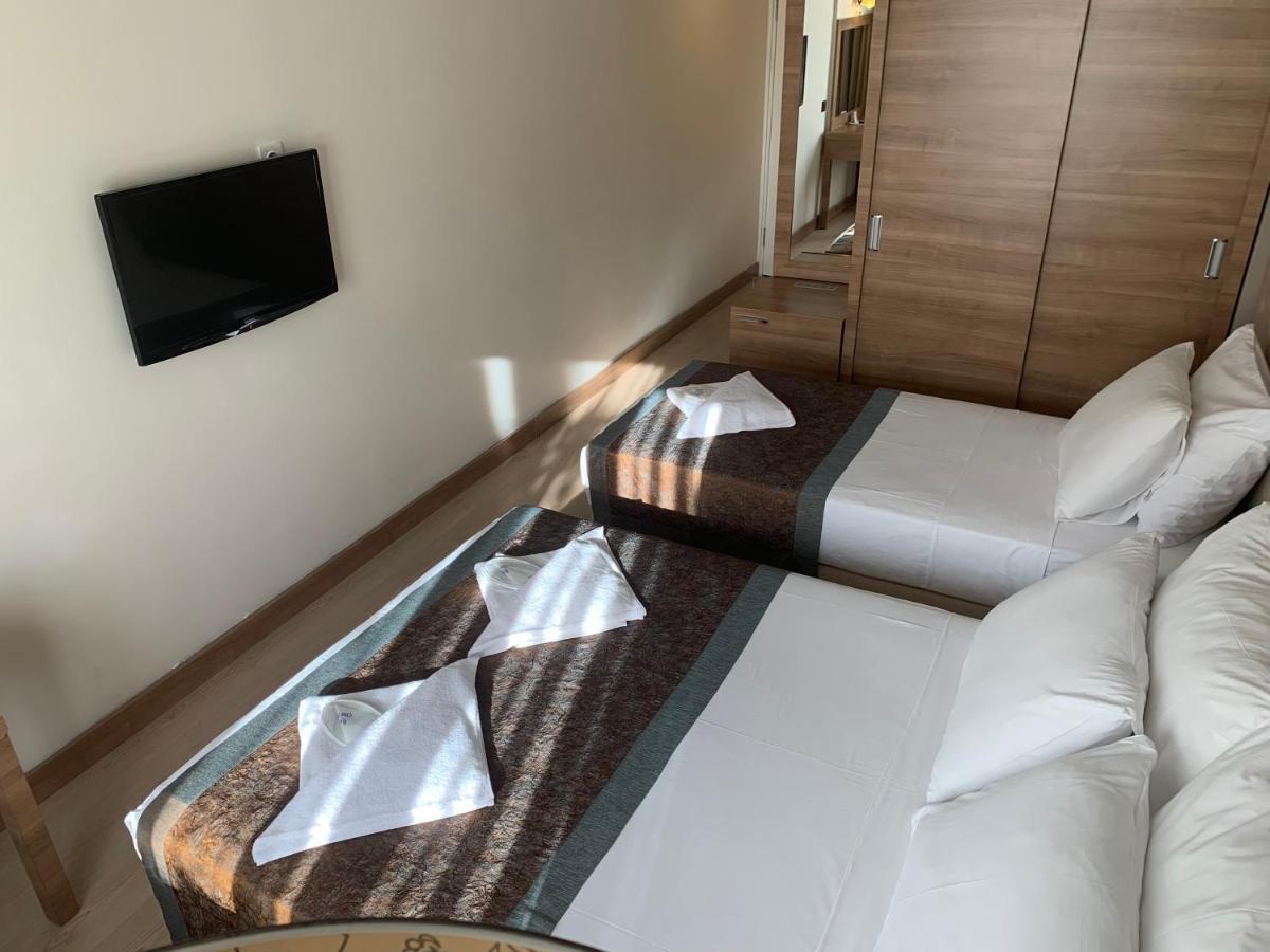 Kecik Hotel Istanboel Buitenkant foto