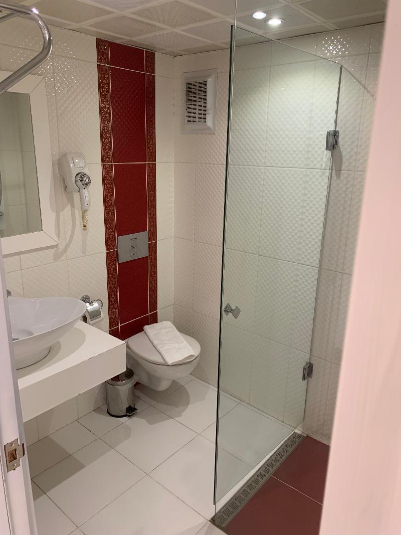 Kecik Hotel Istanboel Buitenkant foto